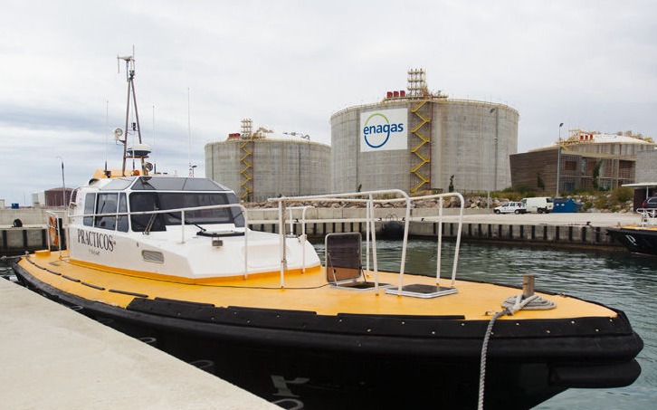 Vista del barco Pilot-14